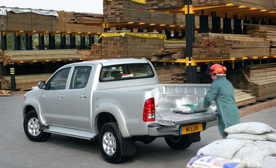  Toyota Hilux Double Cab 2005 года  (UK) (фото 10 из 10)